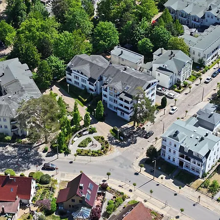 Haus Holstein Ferienappartment Sellin  Eksteriør billede
